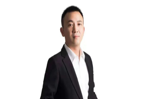 “世”在人为 | 三度白菜网论坛地板建阳经销商游杰：是情怀，更是实力的选择